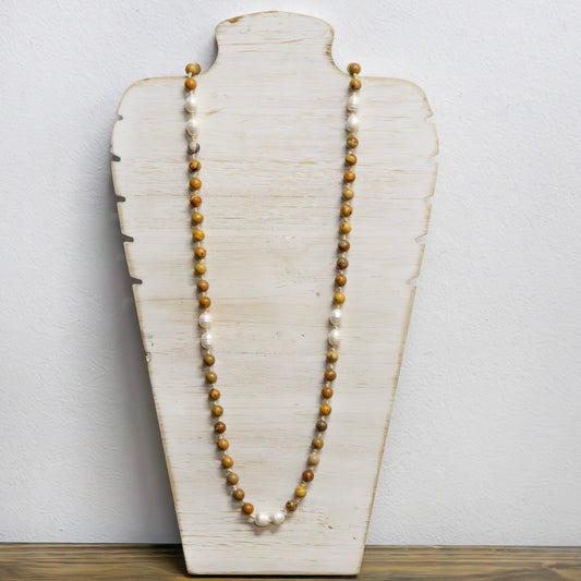 Natural wood and pearl necklace 2 per pack AFA97173