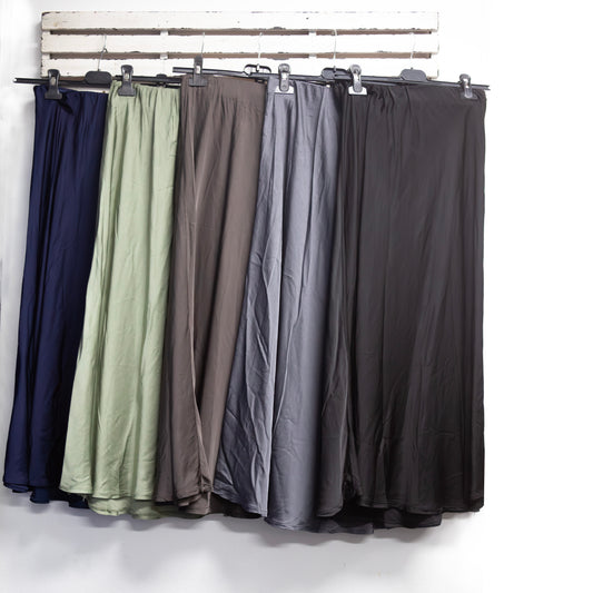 Black silk blend elastic waist slim fitting skirt 2 per pack               CGG003B