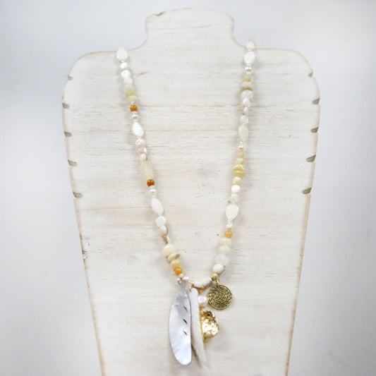Shell and pearl long necklace with hanging charms 2 per pack       FJ024N