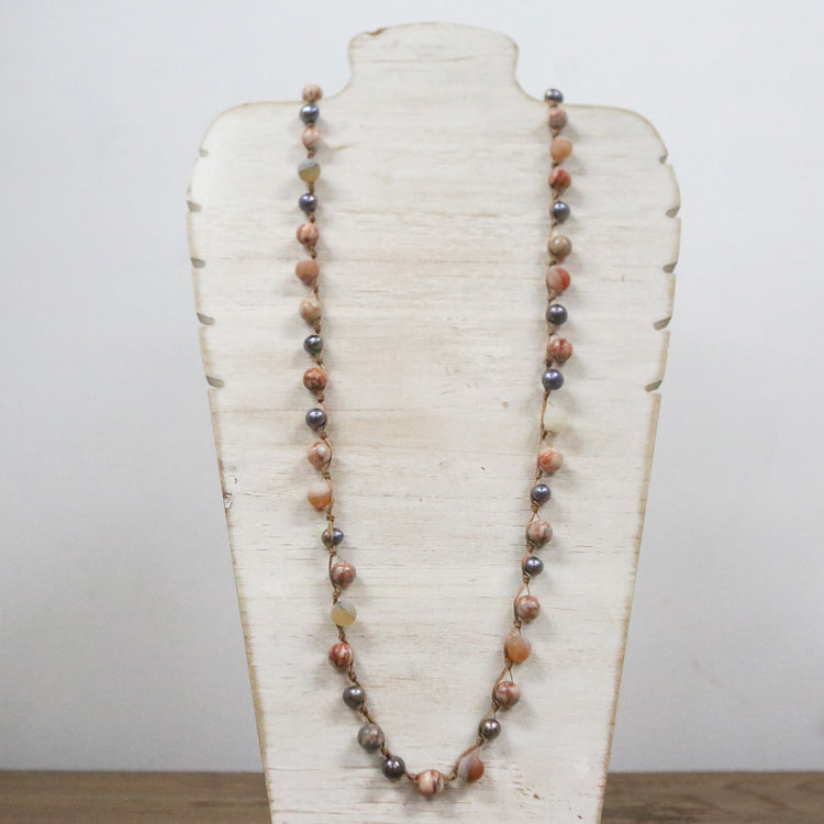 Agate and pearl necklace with rope detail 2 per pack         FJ026E