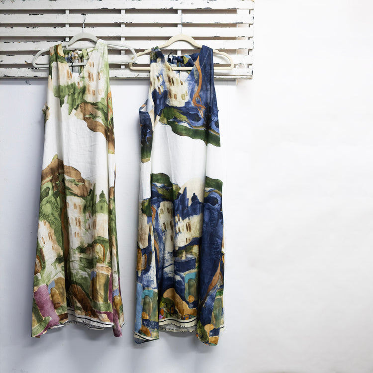Navy linen print dress with v neck and tie back 2 per print G26000NV