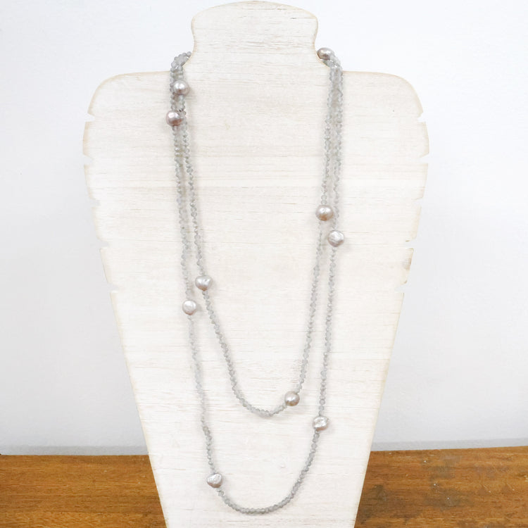 Light grey natural stone and pearl necklace 2 per pack KFA98195