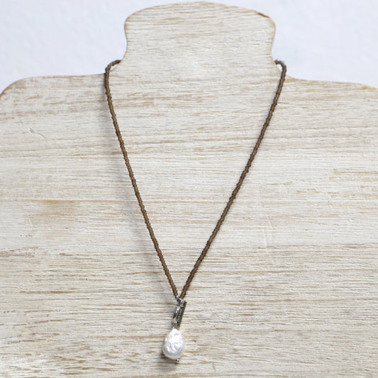 Natural stone necklace with pearl  and silver fob 2 per pack     TFA61061