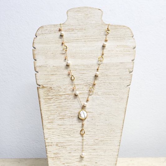 Long Rhodium plated and pearl necklace withRhodium plated  circle detail and pearl charm 2 per pack                TFA61095