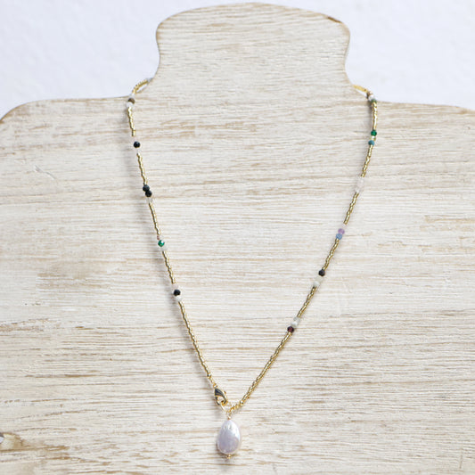 Gold and crystal necklace with hanging pearl 2 per pack    TFA61852