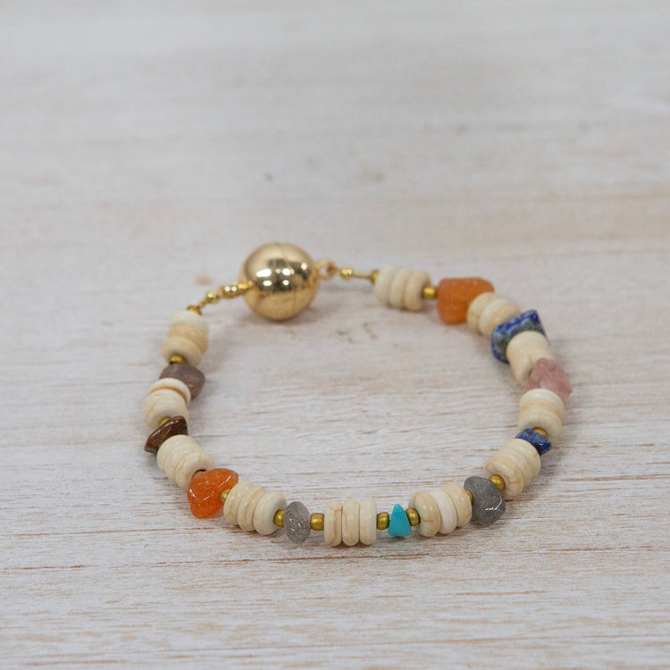 Coloured crystal and bead bracelet with gold magnetic clasp 2 per pack AFH803137