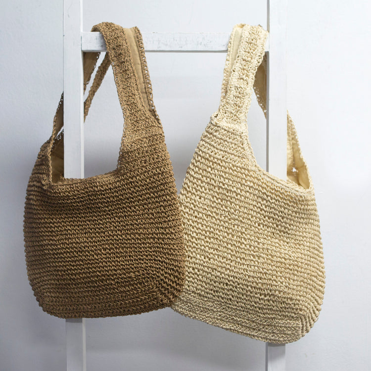 Brown raffia bag with raffia straps 2 per pack CGS237B