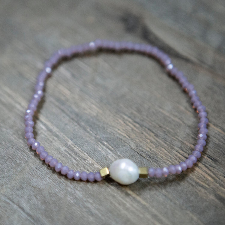 White crystal and pearl bracelet 2 per pack FX900776