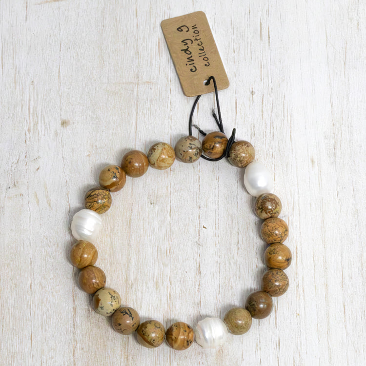 Wood and pearl bracelet 2 per pack           AFA97188