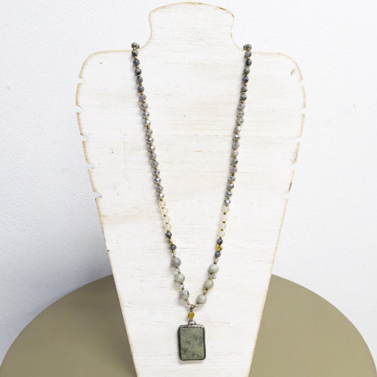 Crystal necklace with stone charm 2 per pack   G1469D