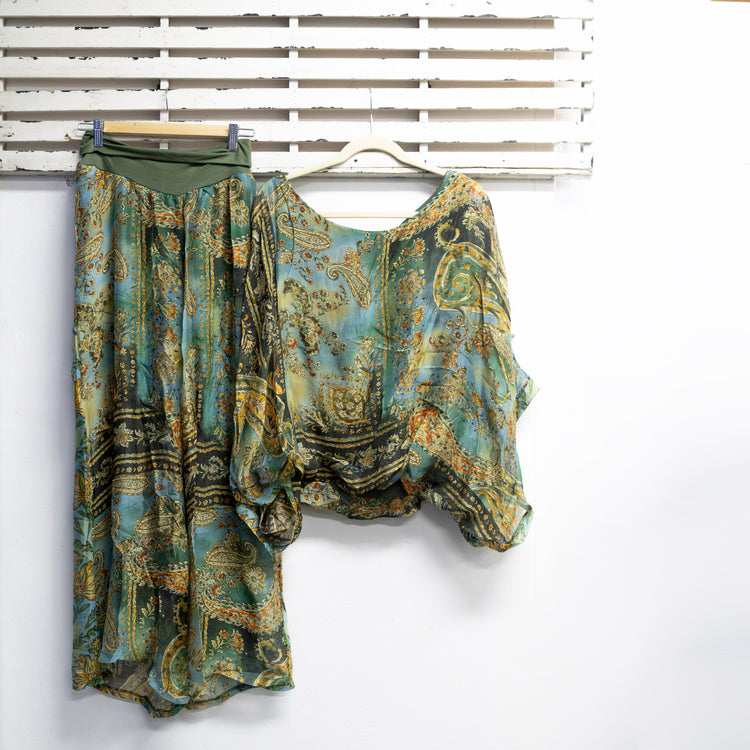 Tan silk blend pants with cotton waist and inlay 2 per pacK  G61248T