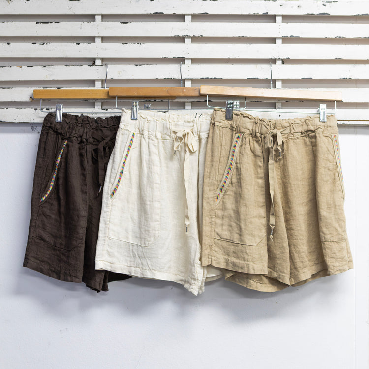 Cream linen shorts with detailed pockets 2 per pack   G68061C